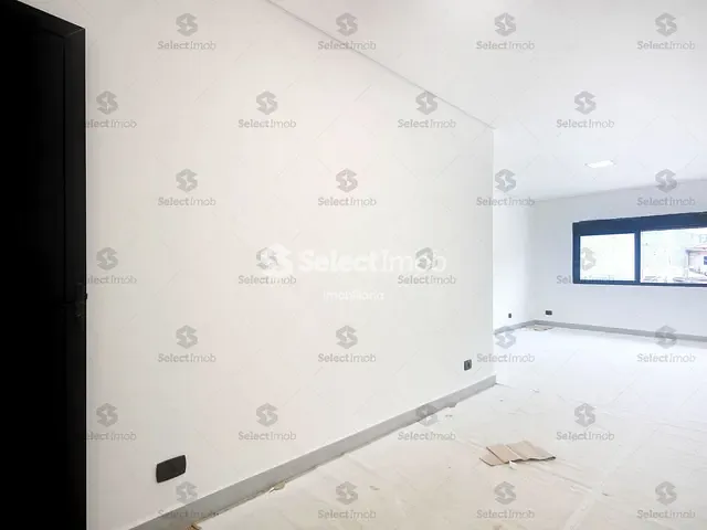 Sala com 15m², para alugar, no bairro Jardim Zaira em Mauá