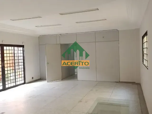 Sala com 250m², para alugar, no bairro Planalto em Araçatuba