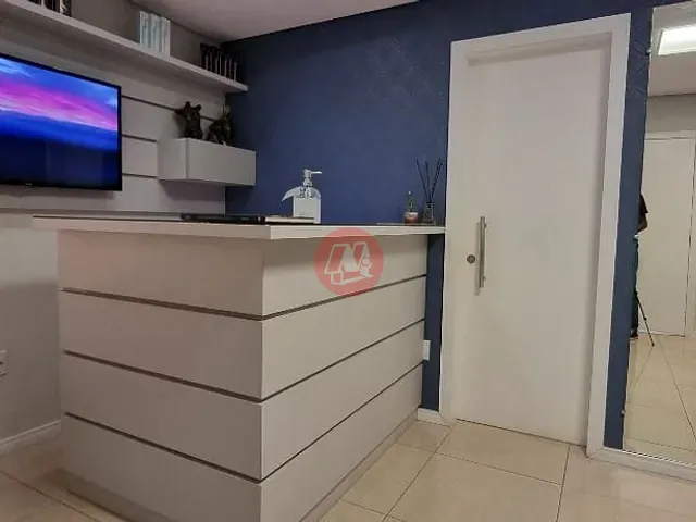 Sala à venda ou para alugar, no bairro Auxiliadora em Porto Alegre