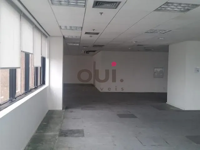 Sala para alugar, no bairro Água Branca em São Paulo
