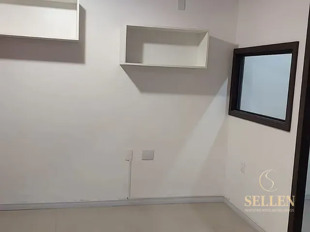Sala para alugar, no bairro Centro em Balneário Camboriú