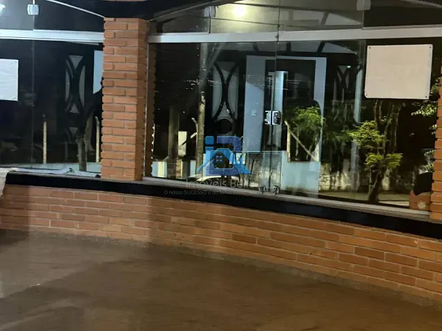 Sala para alugar, no bairro Parque São Vicente em Itatiba