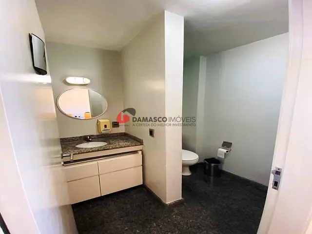 Sala à venda, no bairro Rudge Ramos em São Bernardo do Campo