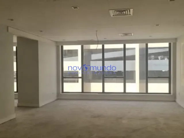 Andar corporativo com 204m², para alugar, no bairro Centro em Rio de Janeiro