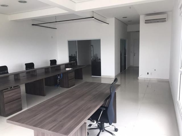 Sala com 80m², à venda, no bairro Alphaville Conde II em Barueri