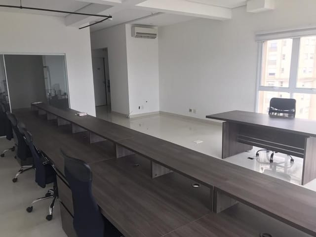 Sala com 80m², à venda, no bairro Alphaville Conde II em Barueri