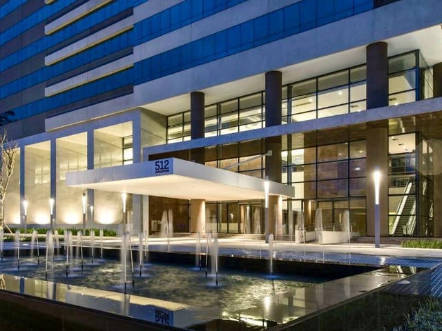 Sala com 430m², para alugar, no bairro Alphaville Centro Industrial e Empresarial/Alphaville. em Barueri