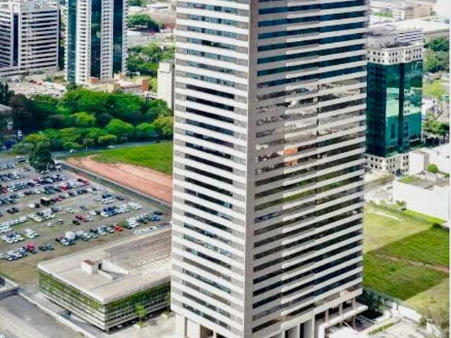 Sala com 860m², para alugar, no bairro Alphaville Centro Industrial e Empresarial/Alphaville. em Barueri