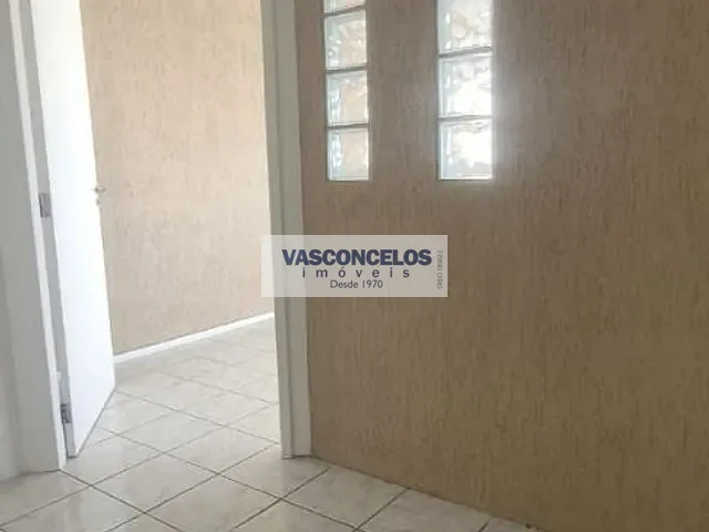 Sala com 32m², para alugar, no bairro Jardim São Dimas em São José dos Campos