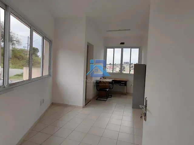 Sala à venda ou para alugar, no bairro Loteamento Morrão da Força em Itatiba