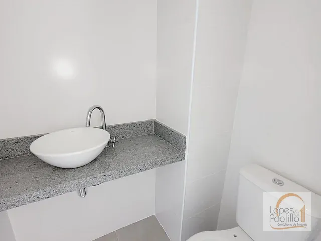 Sala à venda ou para alugar, no bairro Atibaia Jardim em Atibaia
