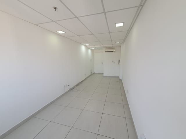 Foto do Sala - EXCELENTE SALA NO HADDOCK BUSINESS | Novo Mundo Administradora Ltda