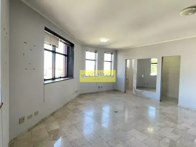 Sala com 60m², à venda ou para alugar, no bairro Anhangabaú em Jundiaí