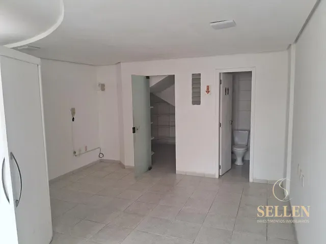 Sala para alugar, no bairro Centro em Balneário Camboriú