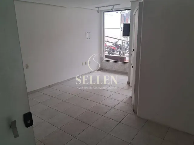 Sala para alugar, no bairro Centro em Balneário Camboriú