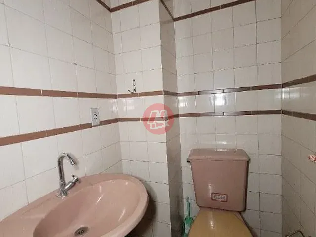 Sala para alugar, no bairro Petrópolis em Porto Alegre