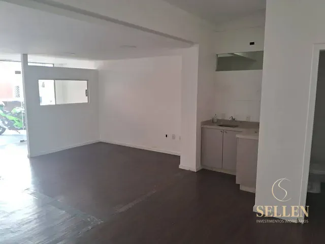 Sala para alugar, no bairro Centro em Balneário Camboriú