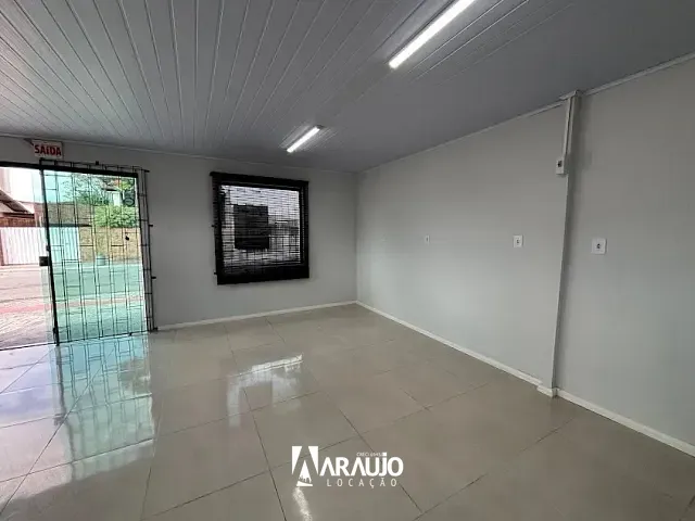 Sala para alugar, no bairro Cordeiros em Itajaí