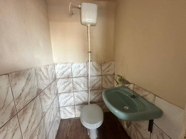 Sala para alugar, no bairro Parque Residencial Ana Rosa em Cambé
