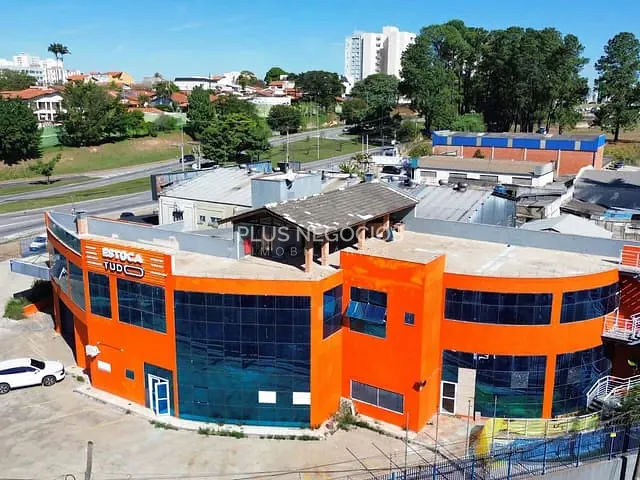 Sala com 230m², para alugar, no bairro Além Ponte em Sorocaba