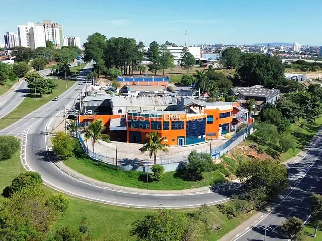 Sala com 230m², para alugar, no bairro Além Ponte em Sorocaba