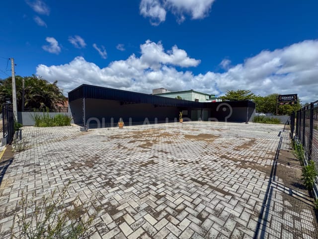 Sala para alugar, no bairro Revoredo em Tubarão