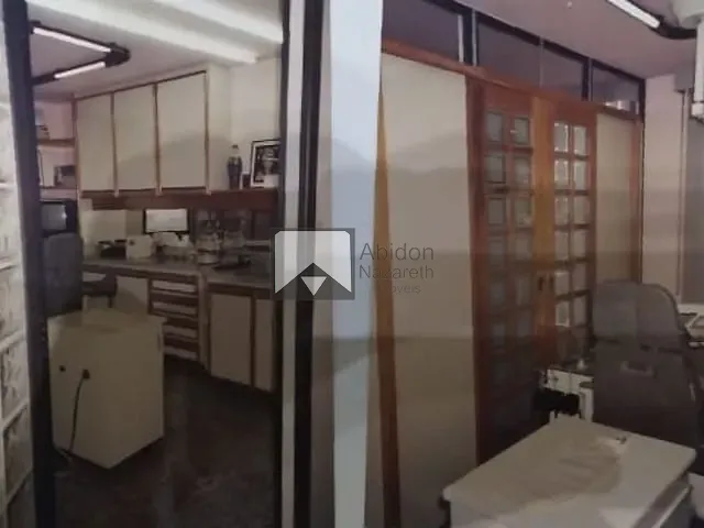 Sala com 45m², à venda, no bairro Ingá em Niterói