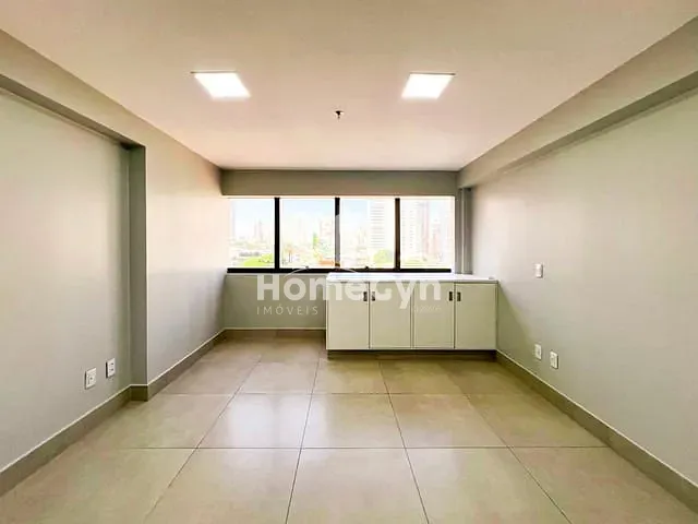 Sala com 32m², para alugar, no bairro Setor Bueno em Goiânia