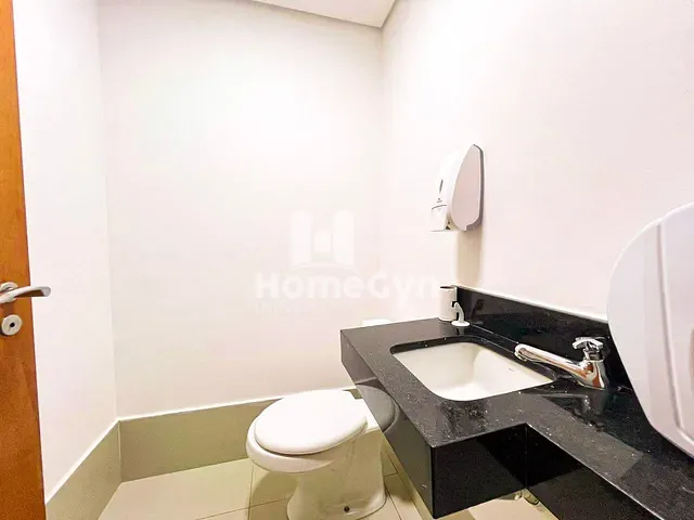 Sala com 32m², para alugar, no bairro Setor Bueno em Goiânia