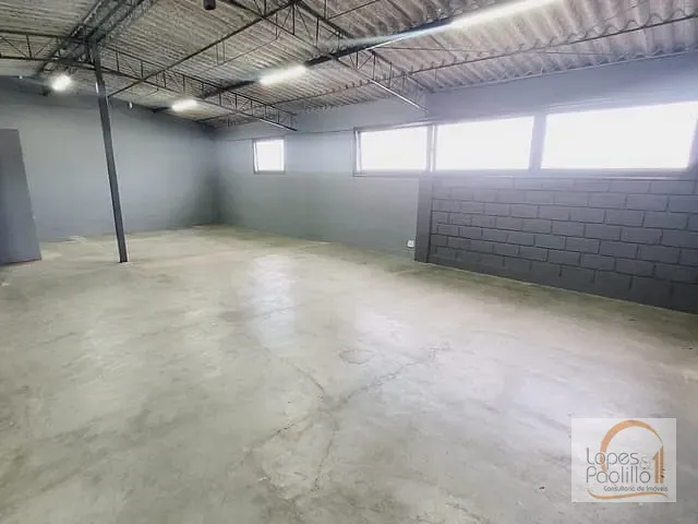 Sala com 80m², para alugar, no bairro Atibaia Jardim em Atibaia