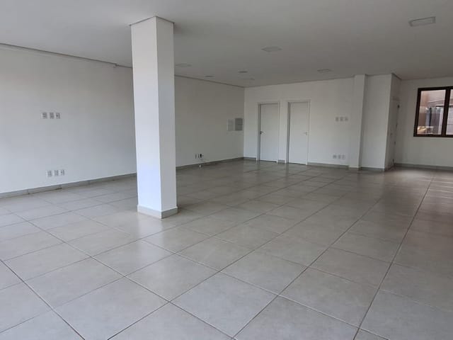 Sala para alugar, no bairro Centro em Cambé