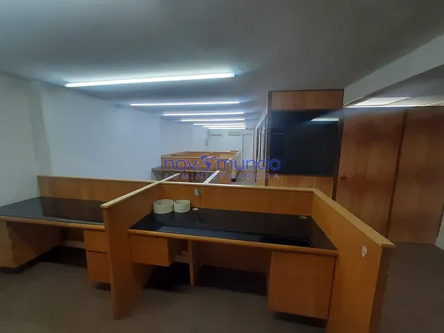 Sala com 137m², para alugar, no bairro Centro em Rio de Janeiro