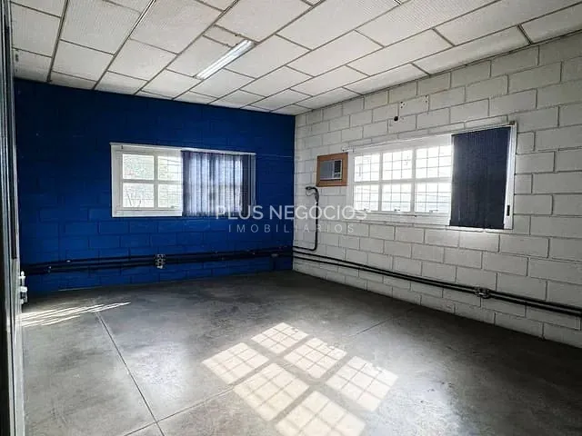 Sala para alugar, no bairro Iporanga em Sorocaba