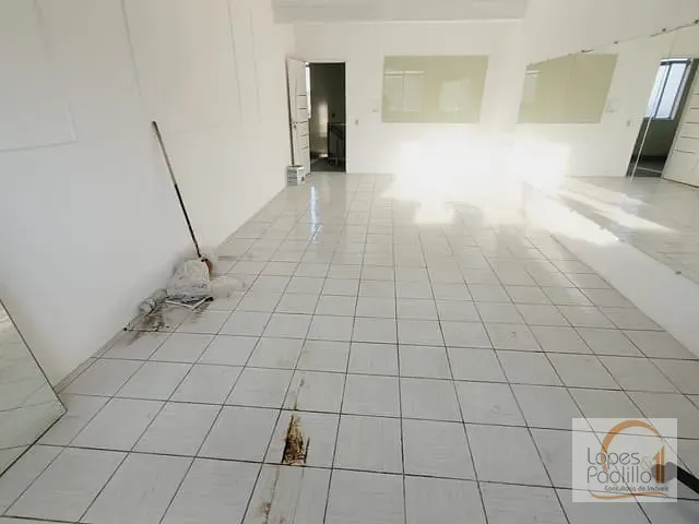 Sala com 36m², para alugar, no bairro Atibaia Jardim em Atibaia
