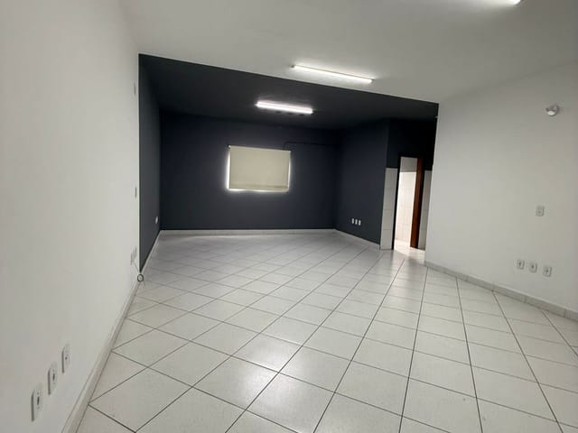 Foto do Sala - Sala Comercial para Aluguel com 50 m² no Jardim Vista Alegre, Excelente Localização em Paulínia/SP, Ideal para Escritórios e Consultórios. | Hermes Imóveis