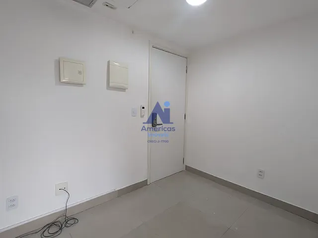 Sala com 22m², para alugar, no bairro Recreio dos Bandeirantes em Rio de Janeiro