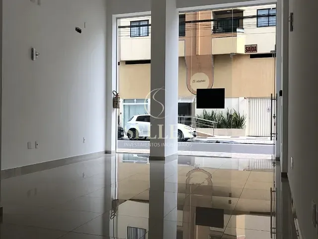Sala para alugar, no bairro Centro em Balneário Camboriú
