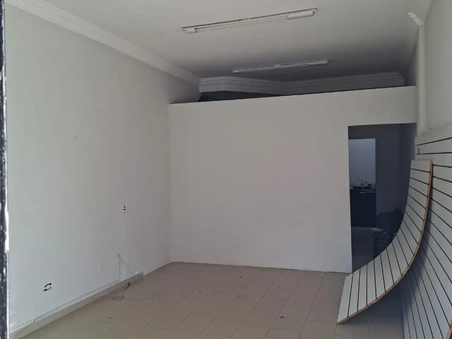 Sala para alugar, no bairro Centro em Cambé