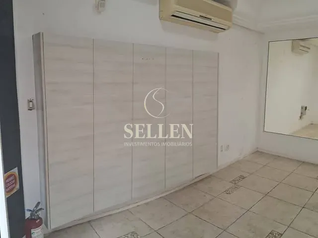 Sala para alugar, no bairro Centro em Balneário Camboriú