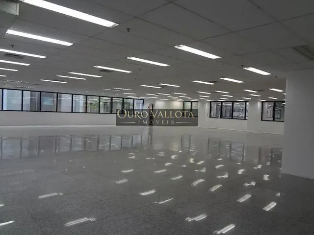 Sala com 237m², para alugar, no bairro Paraíso em São Paulo