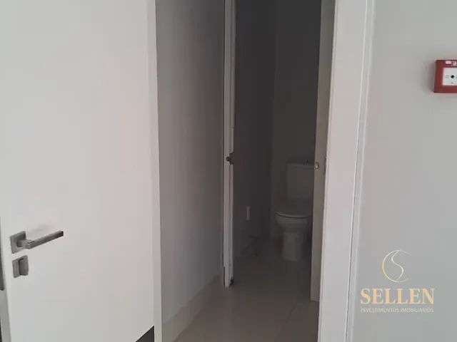 Sala para alugar, no bairro Centro em Balneário Camboriú