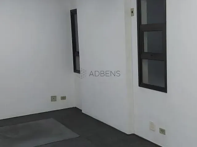 Sala à venda, no bairro Itaim Bibi em São Paulo