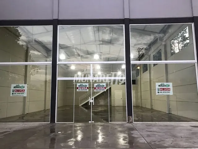 Sala com 600m², à venda, no bairro Guilherme Reich em Concórdia