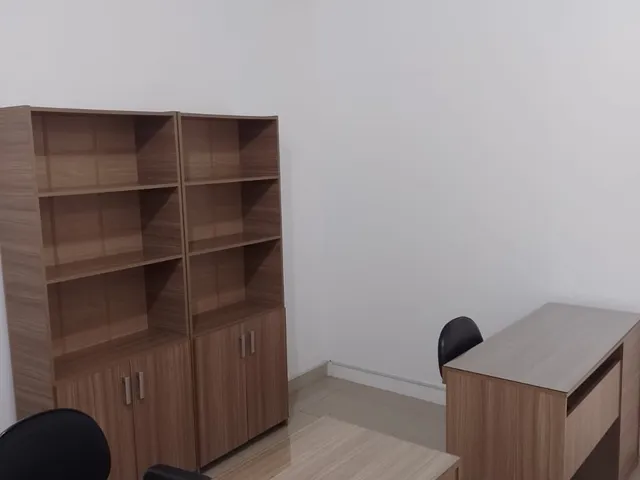 Sala com 28m², à venda, no bairro Centro em Pelotas