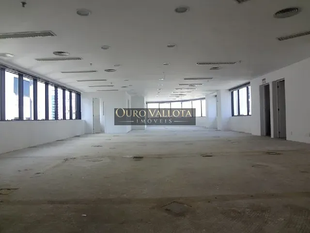Sala com 112m², para alugar, no bairro Brooklin em São Paulo
