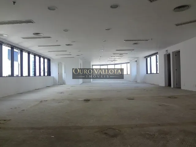 Sala com 112m², para alugar, no bairro Brooklin em São Paulo