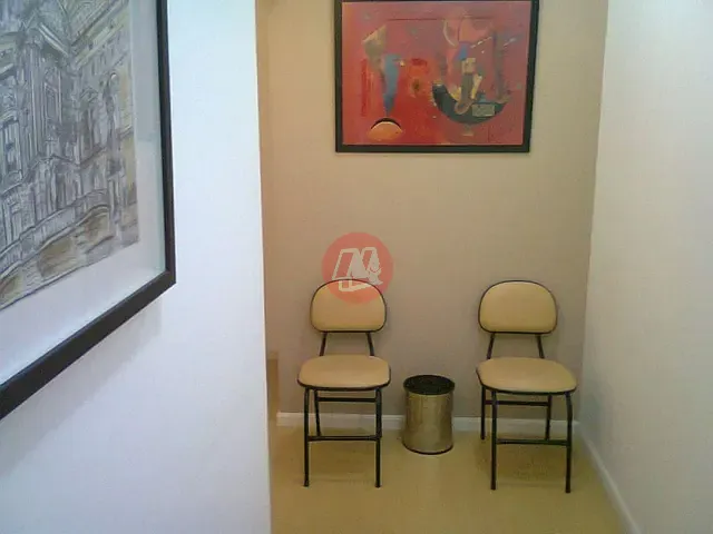 Sala com 55m², à venda, no bairro Rio Branco em Porto Alegre
