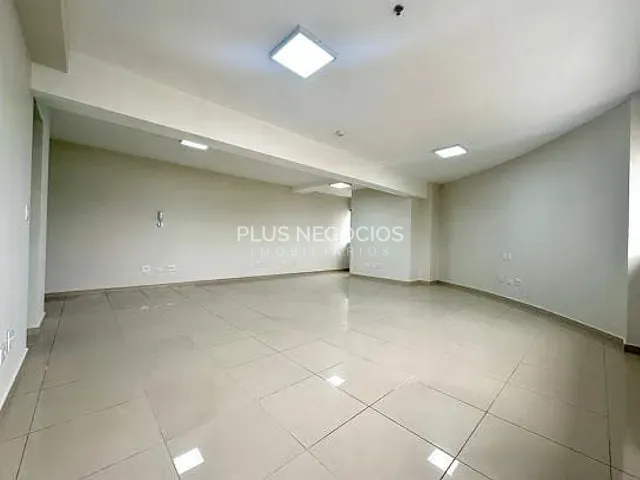 Sala com 74m², para alugar, no bairro Parque Campolim em Sorocaba