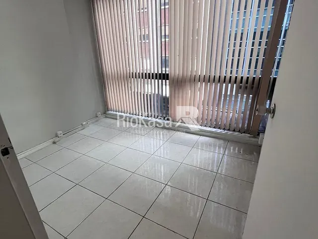 Sala para alugar, no bairro Centro em Rio de Janeiro