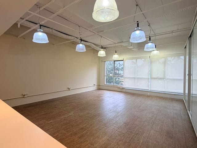 Sala para alugar, no bairro Sítio Tamboré Alphaville em Barueri
